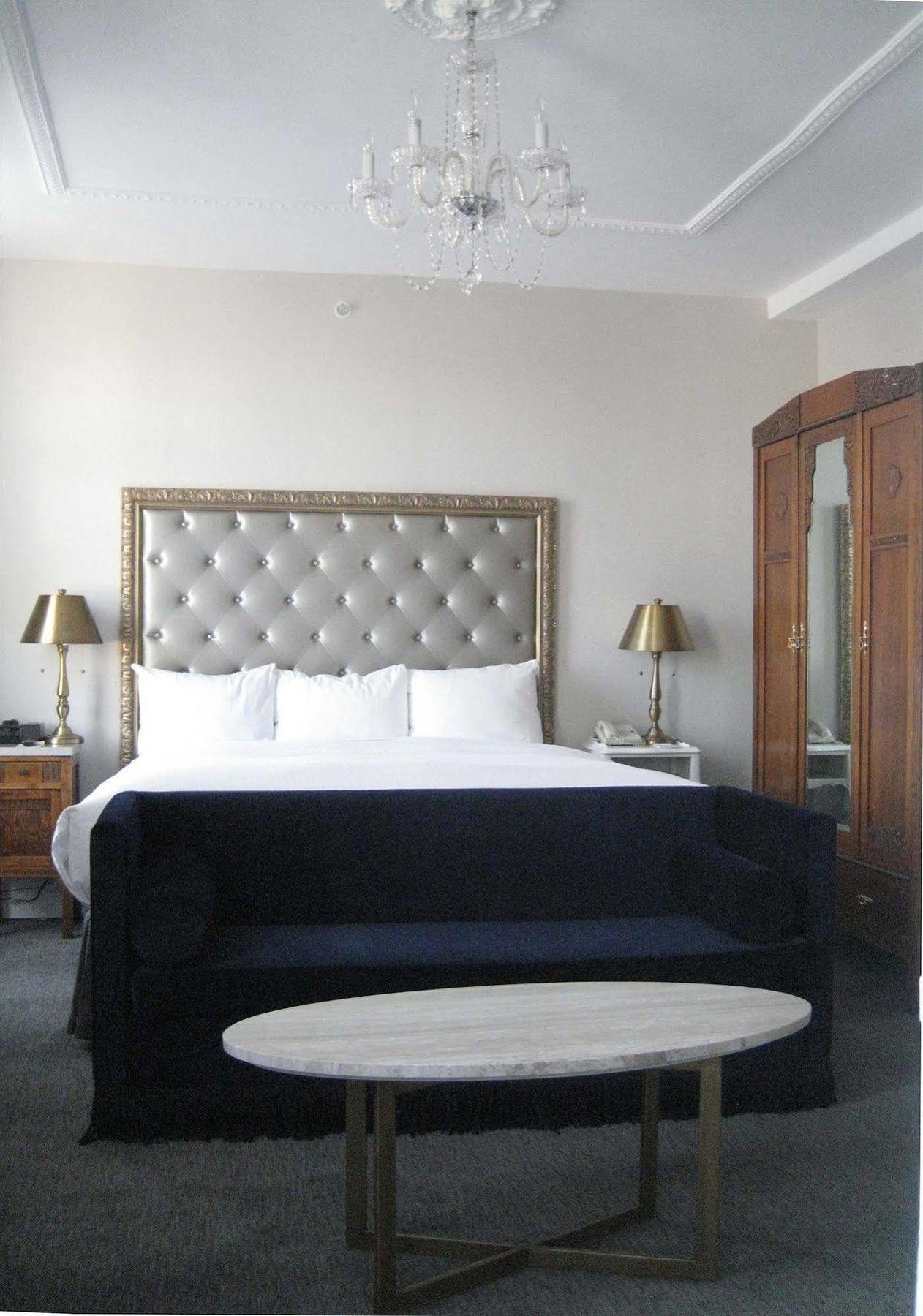 The Culver 4* Los Angeles